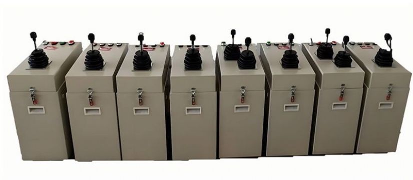 點擊查看詳細信息<br>標題：七、QT6S工業橋機主令控制器型聯動控制臺 閱讀次數：315